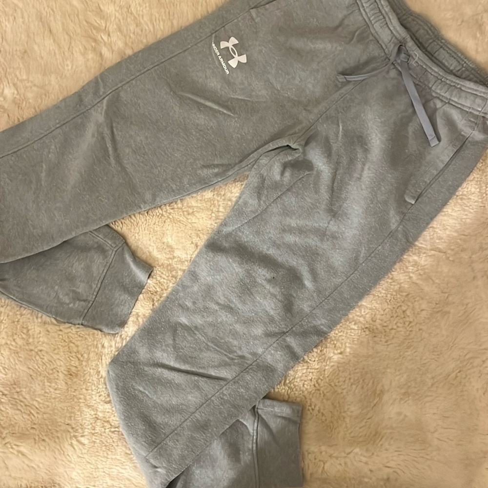 Boys Grey Under armour sweatpants
